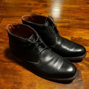 Johnston & Murphy Copeland Leather Chukka